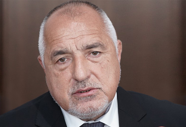 Три пъти премиер, четвъртият е мираж